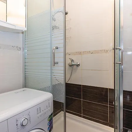 Apartman 3 Bedroom Cozy In *