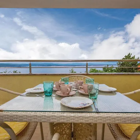 3 Bedroom Cozy In Apartman *
