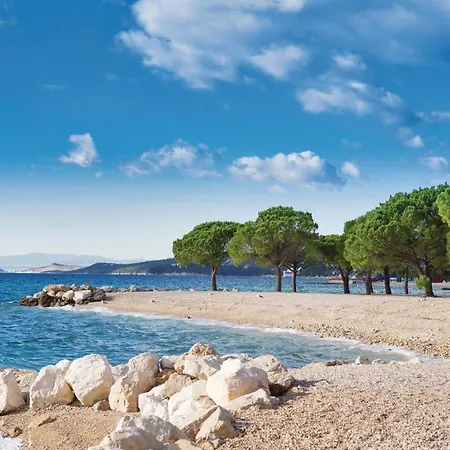 3 Bedroom Cozy In * Crikvenica