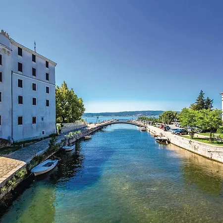 Apartment 3 Bedroom Cozy In Crikvenica