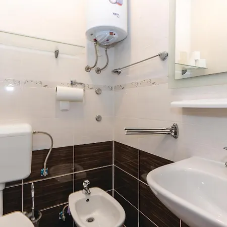 3 Bedroom Cozy In * Crikvenica